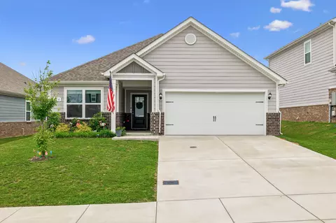 110 Harvest Cir, Dickson, TN 37055