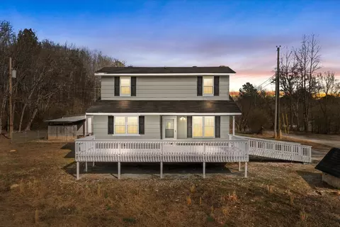4297 SW Perry Dr, Dalton, GA 30720