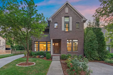105 Page Rd # B, Nashville, TN 37205