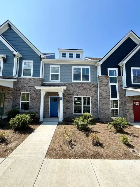 338 Twig Pvt Ct, Hendersonville, TN 37075