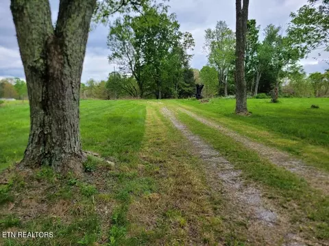 1560 Shirley Rd, Allardt, TN 38504
