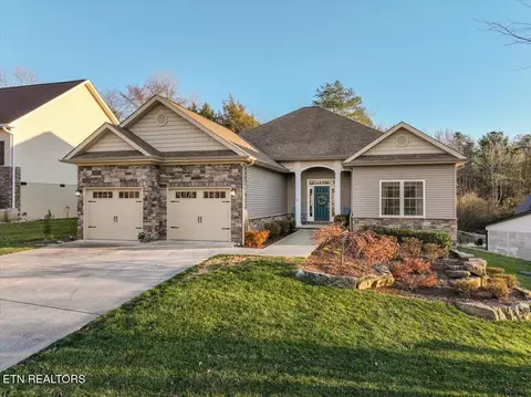176 Saloli Way, Loudon, TN 37774