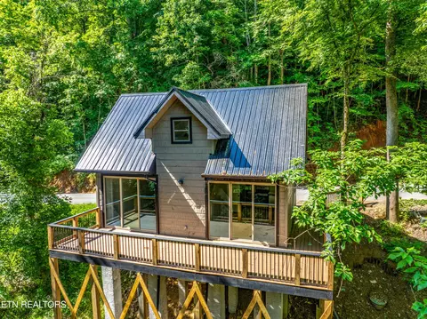 154 Jolene Way, Sevierville, TN 37876