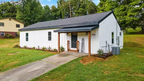 3540 Garner Cir, Maryville, TN 37803