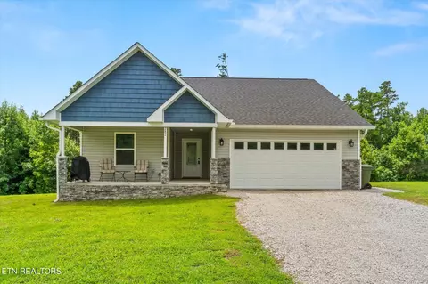 282 Mountain Vista Rd, Oliver Springs, TN 37840