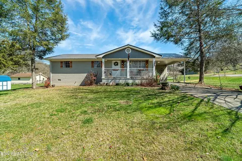 161 Midfield Dr, Maynardville, TN 37807