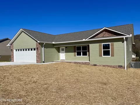 327 Vista Springs Ln, Oliver Springs, TN 37840