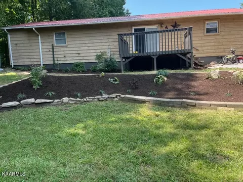 214 Powder Mill Ln, Clinton, TN 37716