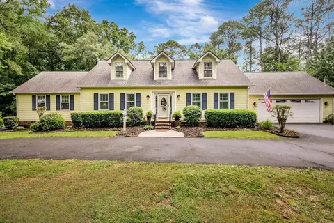 400 Three Oaks Dr SE, Calhoun, GA 30701