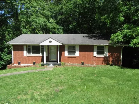 107 Jay Cir, Clarksville, TN 37040