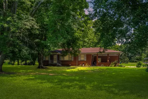 4409 Carter Dr, Nunnelly, TN 37137