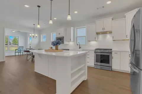Kitchen - 1084 Sumner Grv, Spring Hill, TN 37174 photo 4 of 4