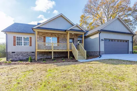 3205 Leona Dr, Rocky Face, GA 30740