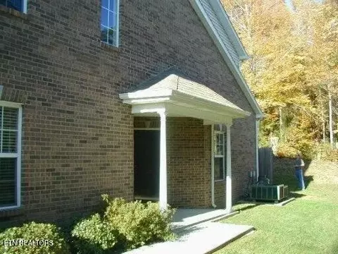 7100 La Christa Way, Knoxville, TN 37921