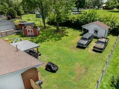 Exterior - 2203 Bluegrass Dr, Springfield, TN 37172 photo 9 of 9