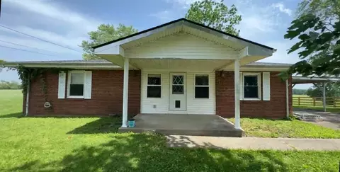 2665 Cook Rd, Woodlawn, TN 37191