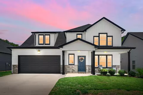 1325 Dan Brown Dr, Clarksville, TN 37042