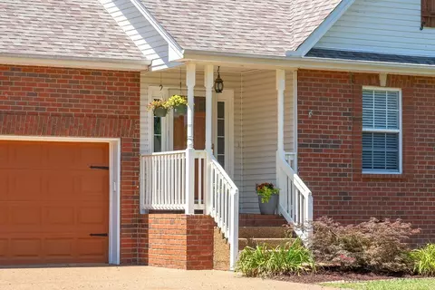 152 Cody Ct, Portland, TN 37148
