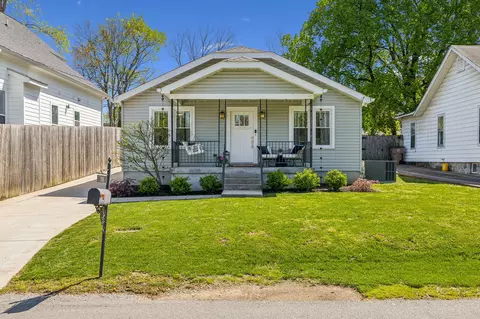 111 Peachtree St, Nashville, TN 37210