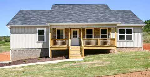 560 County Road 213, Athens, TN 37303