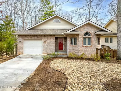 206 Toqua Greens Ln, Loudon, TN 37774