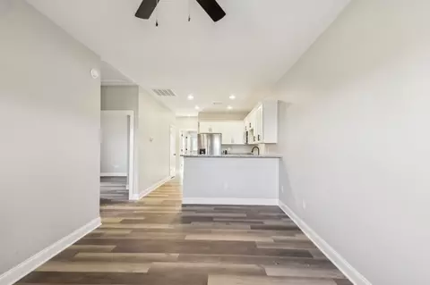 100 Five Oak Ln, Hartsville, TN 37074