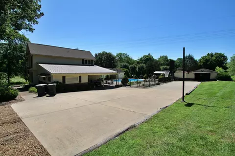 Other - 101 Timberlake Dr, Springfield, TN 37172 photo 2 of 9