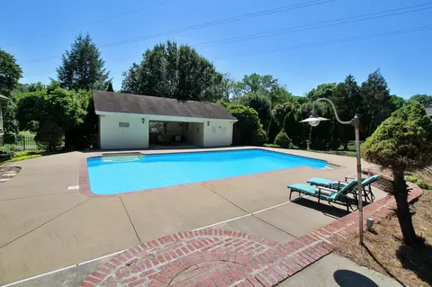 Exterior - 101 Timberlake Dr, Springfield, TN 37172 photo 13 of 17