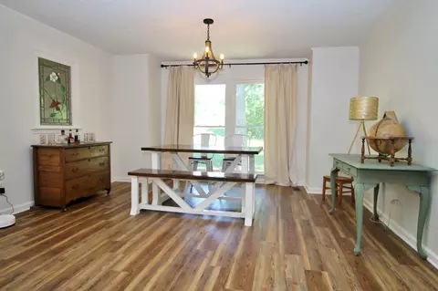 Dining - 101 Timberlake Dr, Springfield, TN 37172 photo 3 of 3