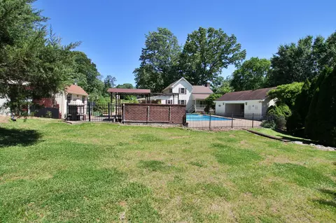 Exterior - 101 Timberlake Dr, Springfield, TN 37172 photo 6 of 17