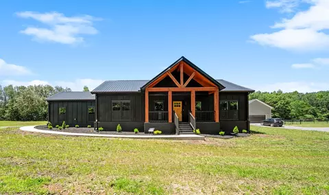 83 Vitello Ln, Bradyville, TN 37026