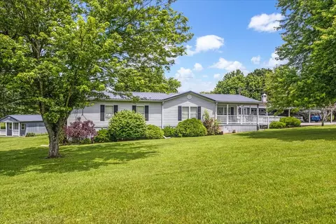 4468 Gnat Hill Rd, Manchester, TN 37355