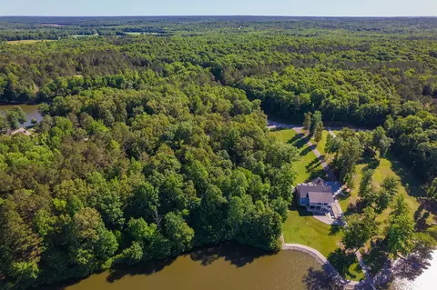 33 Arrowhead Pt, Cedar Grove, TN 38321 photo 2
