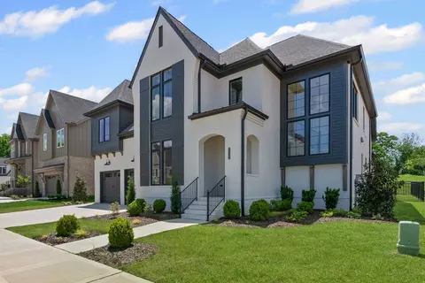 2931 Avenue Downs Dr, Thompsons Station, TN 37179