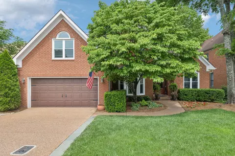 320 Julianna Cir, Franklin, TN 37064