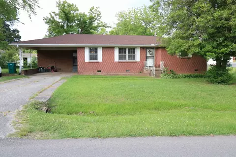 2114 W Cherry St, Milan, TN 38358 photo 1