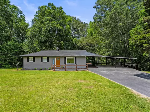 5538 Lexie Beans Creek Rd, Belvidere, TN 37306