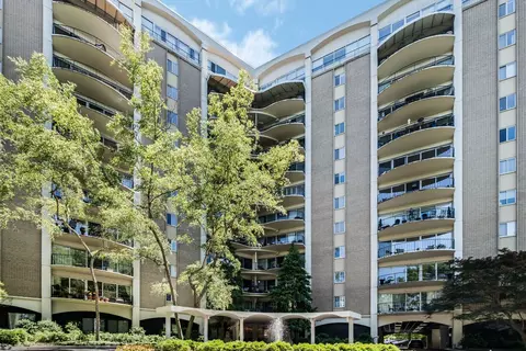 4215 Harding Pike #601, Nashville, TN 37205