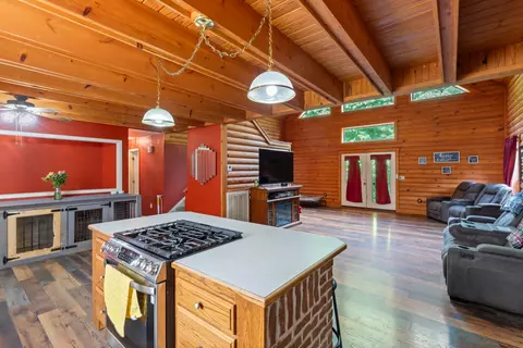 4357 Old Blacktop Rd, Mcewen, TN 37101 photo 9
