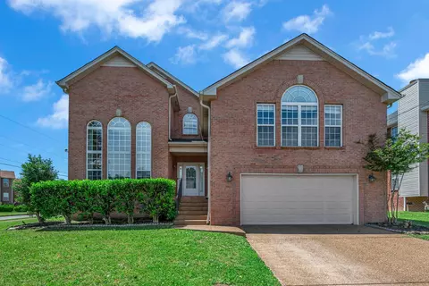 6464 Sunnywood Dr, Nashville, TN 37211