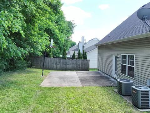 Exterior - 730 Pantera Dr, Murfreesboro, TN 37128 photo 4 of 5