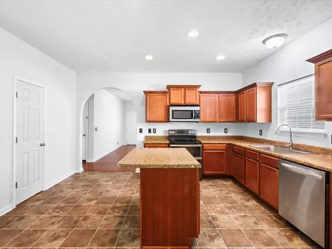 Kitchen - 730 Pantera Dr, Murfreesboro, TN 37128 photo 3 of 5