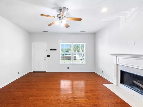 Living - 730 Pantera Dr, Murfreesboro, TN 37128 photo 4 of 4