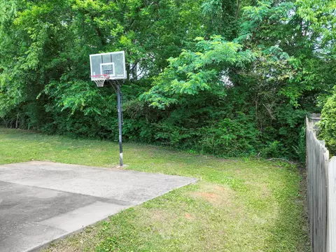 Exterior - 730 Pantera Dr, Murfreesboro, TN 37128 photo 3 of 5