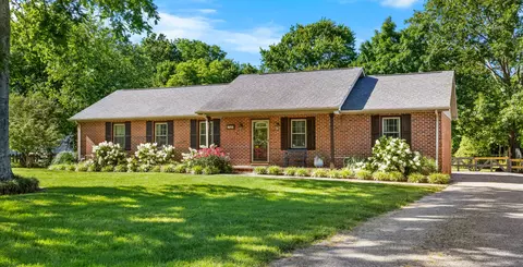 346 Lynnford Dr, Murfreesboro, TN 37128