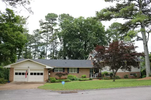 4719 Lake Hills Cir, Chattanooga, TN 37416