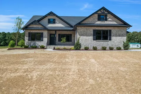 233 Lear Rd, Portland, TN 37148
