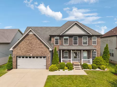 1121 Chinook Cir, Clarksville, TN 37042
