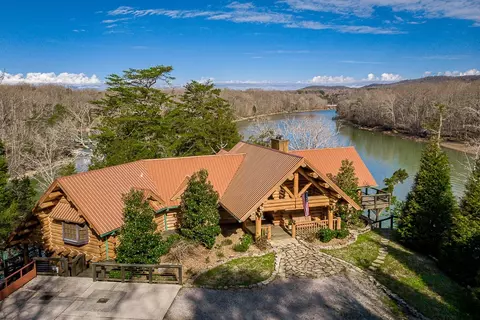 562 Rocky Ridge Rd E, Rock Island, TN 38581
