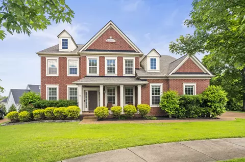 107 Stalbridge Ct, Gallatin, TN 37066